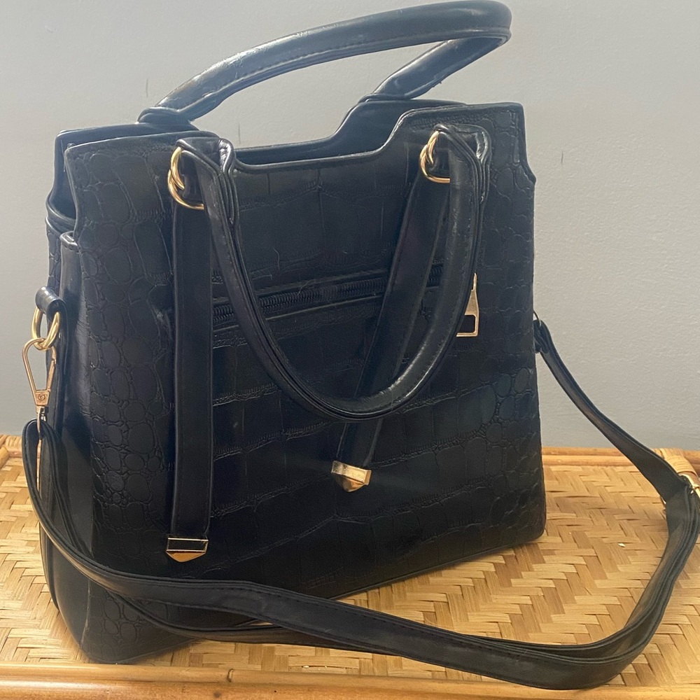 Black Crocodile Embossed Leather Purse